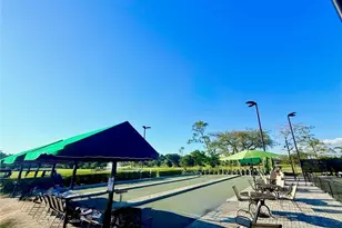 1051 Foxfire Ln, Naples, FL 34104 - Photo 29