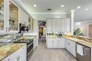 6582 Monterey Point, Naples, FL 34105 - Photo 7