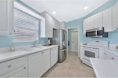 8165 Xenia Ln, Naples, FL 34114 - Photo 11