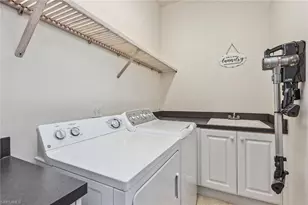 3725 Montreux Ln, Naples, FL 34114 - Photo 23