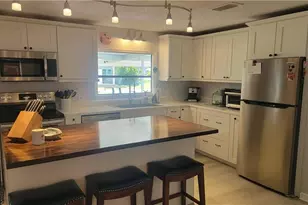 4704 Pago Pago Ln, Bonita Springs, FL 34134 - Photo 5