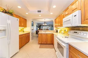 7401 Bella Lago Dr, Fort Myers Beach, FL 33931 - Photo 9