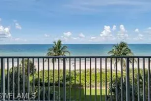 10691 Gulf Shore Dr, Naples, FL 34108 - Photo 17