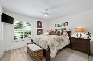 347 Emerald Bay Cir, Naples, FL 34110 - Photo 23