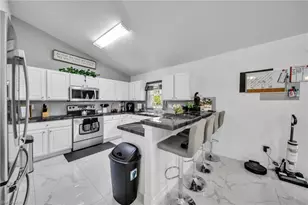 2071 20th Ave NE, Naples, FL 34120 - Photo 17