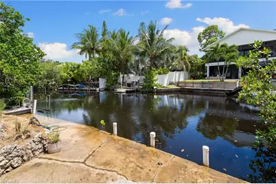 66 River Ct, Naples, FL 34110 - Photo 17