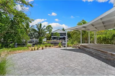 66 River Ct, Naples, FL 34110 - Photo 5