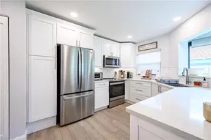 719 Reef Point Cir, Naples, FL 34108 - Photo 15