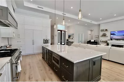 6688 Hunters Rd, Naples, FL 34109 - Photo 13