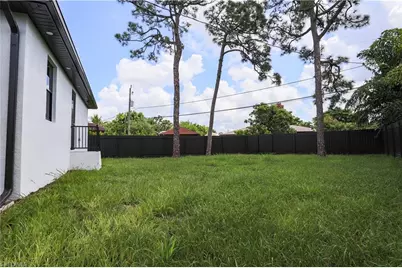 10830 St Lucia Ct, Bonita Springs, FL 34135 - Photo 27