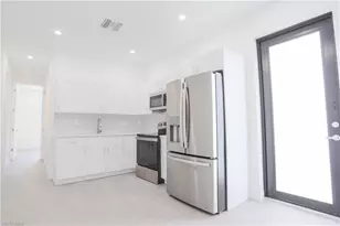 10830 St Lucia Ct, Bonita Springs, FL 34135 - Photo 21