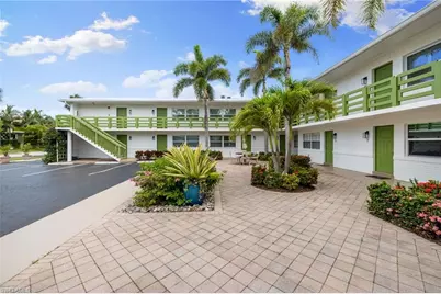 975 9th Ave S #19, Naples, FL 34102 - Photo 17