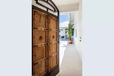 1216 Cypress Woods Dr, Naples, FL 34103 - Photo 5