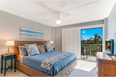 1300 Gulf Shore Blvd N #406, Naples, FL 34102 - Photo 13