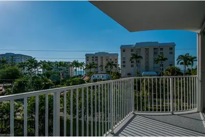 1300 Gulf Shore Blvd N #406, Naples, FL 34102 - Photo 17