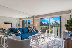 1300 Gulf Shore Blvd N, Naples, FL 34102 - Photo 7