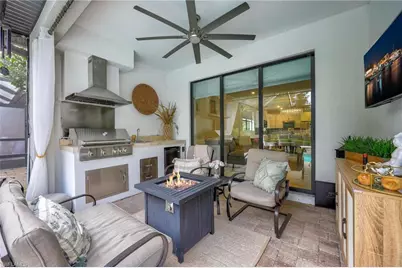 7670 Jacaranda Ln, Naples, FL 34114 - Photo 19