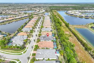 7670 Jacaranda Ln, Naples, FL 34114 - Photo 27