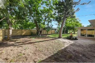 1755 Oakley Ave, Fort Myers, FL 33901 - Photo 27
