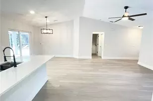 390 20th Ave NW, Naples, FL 34120 - Photo 3