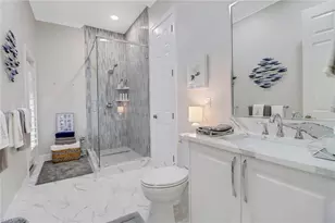 8768 Mustang Island Cir, Naples, FL 34113 - Photo 15