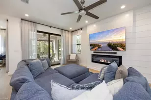 12940 Pembroke Dr, Naples, FL 34105 - Photo 9