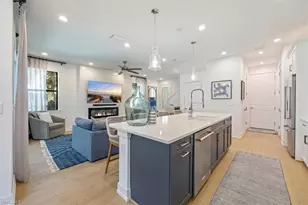 12940 Pembroke Dr, Naples, FL 34105 - Photo 5