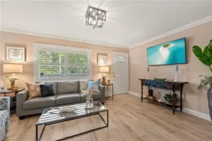 950 7th Ave S, Naples, FL 34102 - Photo 5