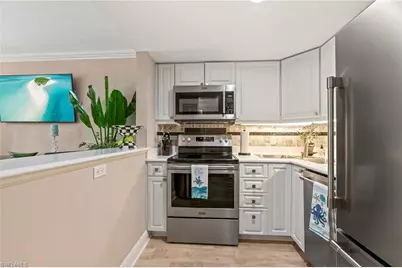 950 7th Ave S #23, Naples, FL 34102 - Photo 9