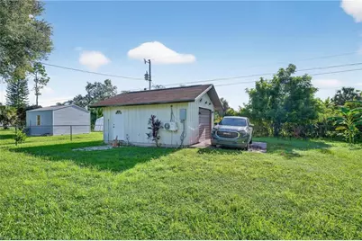 2503 E 5th St, Lehigh Acres, FL 33936 - Photo 11