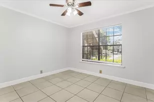 5288 Treetops Dr, Naples, FL 34113 - Photo 13