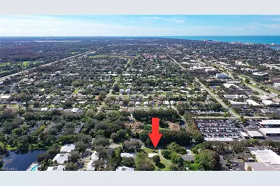 1135 Shady Rest Ln, Naples, FL 34103 - Photo 15