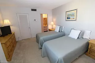 3443 Gulf Shore Blvd N, Naples, FL 34103 - Photo 11