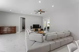 3219 64th Ave NE, Naples, FL 34120 - Photo 5