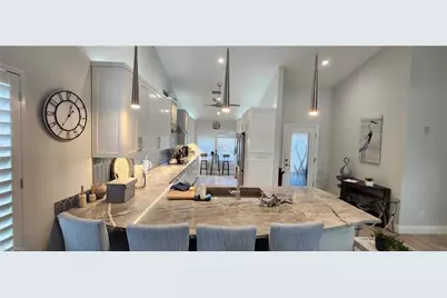 421 Kings Way, Naples, FL 34104 - Photo 5