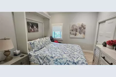 421 Kings Way, Naples, FL 34104 - Photo 15