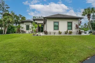 328 16th Ave NW, Naples, FL 34120 - Photo 3