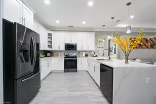 328 16th Ave NW, Naples, FL 34120 - Photo 15