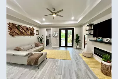 328 16th Ave NW, Naples, FL 34120 - Photo 9