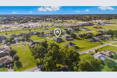 1417 NE 17th Ave, Cape Coral, FL 33909 - Photo 9