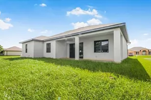 1417 NE 17th Ave, Cape Coral, FL 33909 - Photo 15