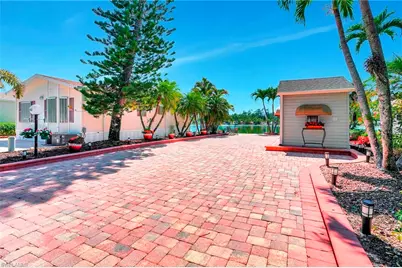 2117 Crystal Lake Dr, Naples, FL 34120 - Photo 3