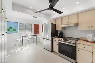 800 Misty Pines Cir, Naples, FL 34105 - Photo 9