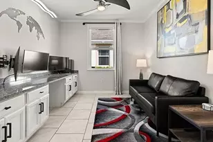 14672 Edgewater Cir, Naples, FL 34114 - Photo 11