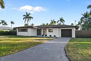 112 Bayshore Dr, Cape Coral, FL 33904 - Photo 1