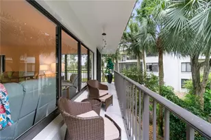 425 Wildwood Ln, Naples, FL 34105 - Photo 39