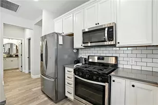 12230 Canal Grande Dr, Fort Myers, FL 33913 - Photo 7