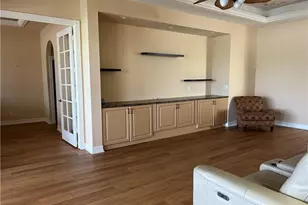 3893 Jasmine Lake Cir, Naples, FL 34119 - Photo 3