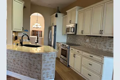 3893 Jasmine Lake Cir, Naples, FL 34119 - Photo 7