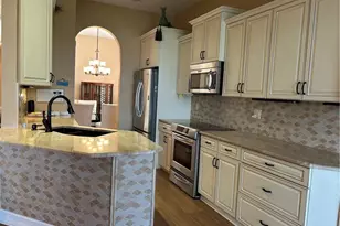 3893 Jasmine Lake Cir, Naples, FL 34119 - Photo 7